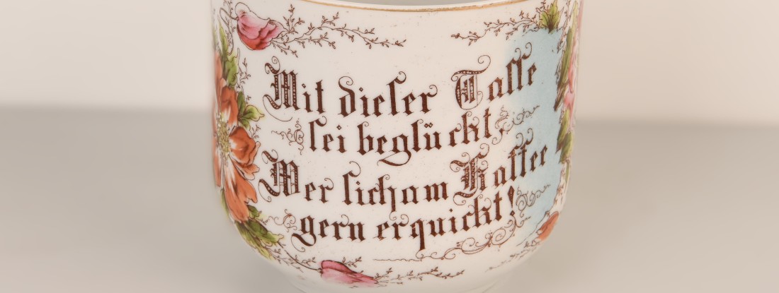Kaffeetasse mit Beschriftung