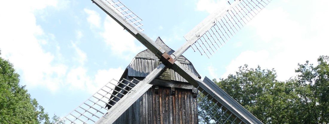 Windmühle mit Flügeln